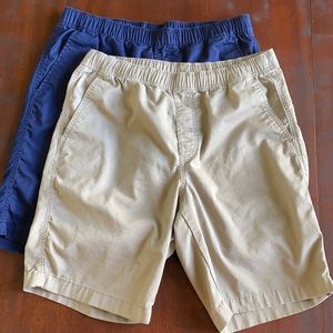 Uniqlo men’s lightweight shorts. Size M